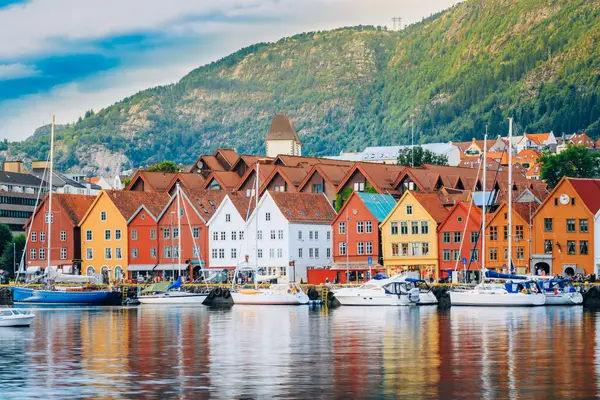 Single-Kreuzfahrt in die Fjordwelt Norwegens Impression 1